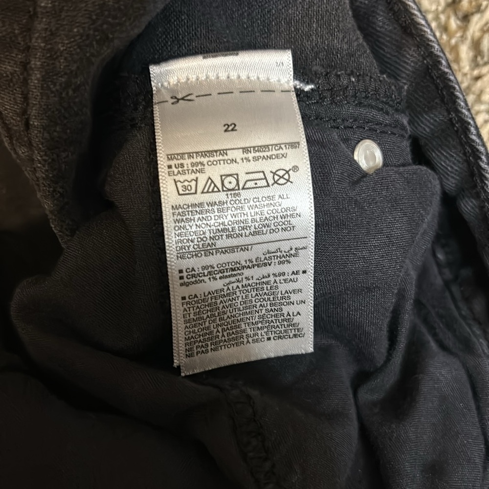 Old Navy Mid-Rise O. G Straight Jeans - Picture 3 of 8